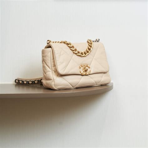 chanel c19
